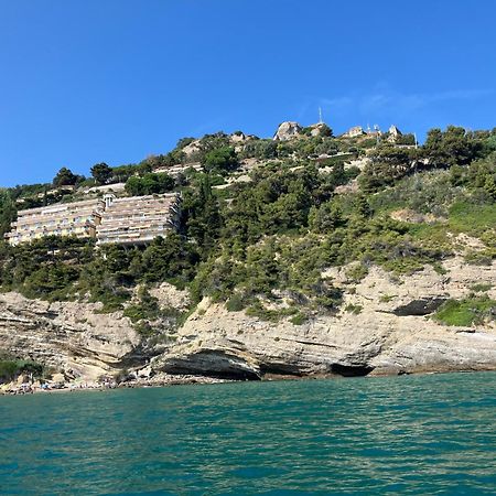 Sea And Monaco Charme View On The Beach Ventimiglia Bagian luar foto