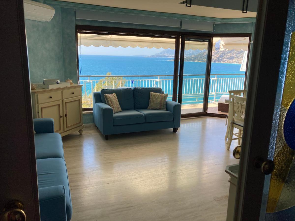 Sea And Monaco Charme View On The Beach Ventimiglia Bagian luar foto