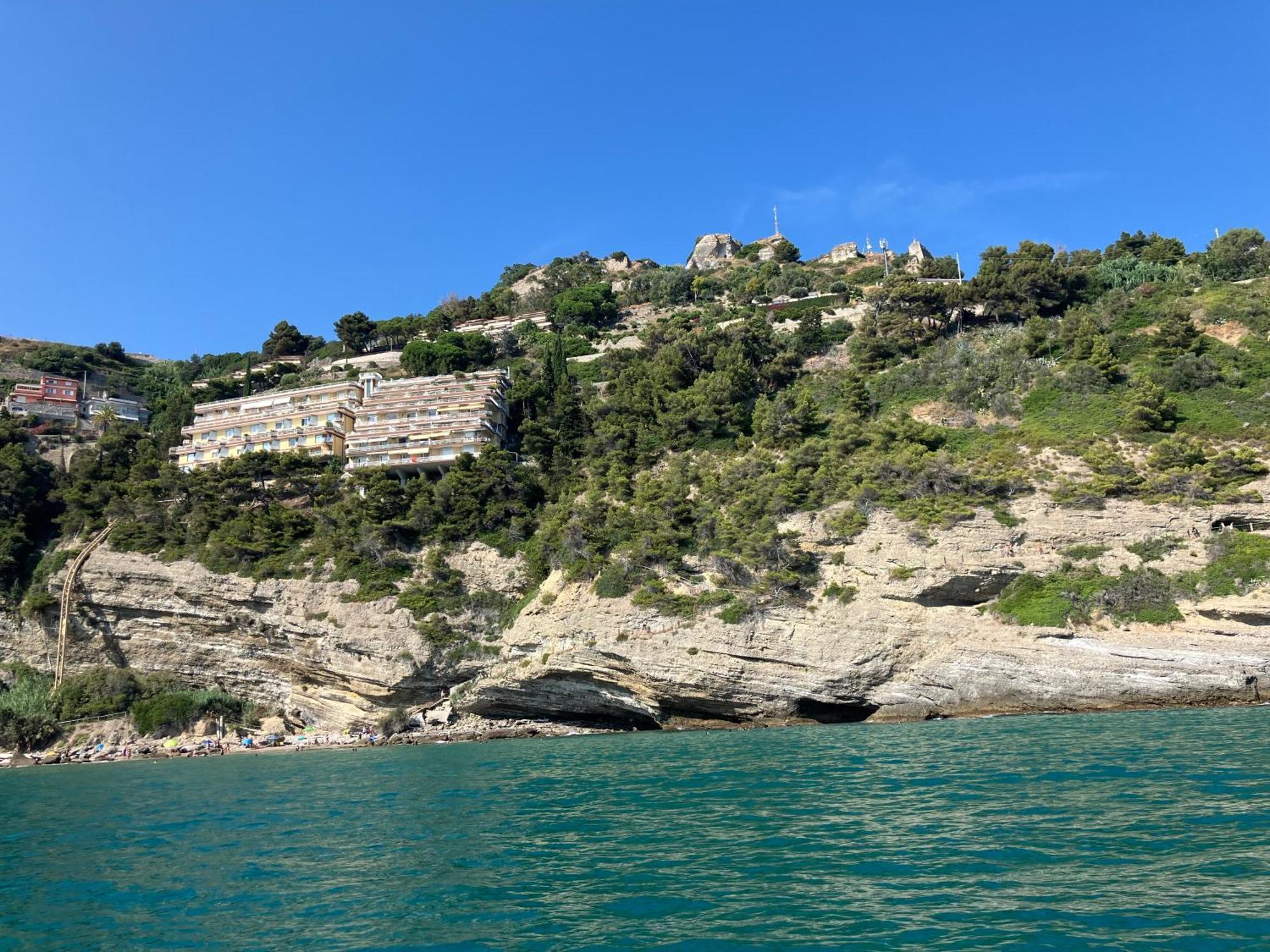Sea And Monaco Charme View On The Beach Ventimiglia Bagian luar foto